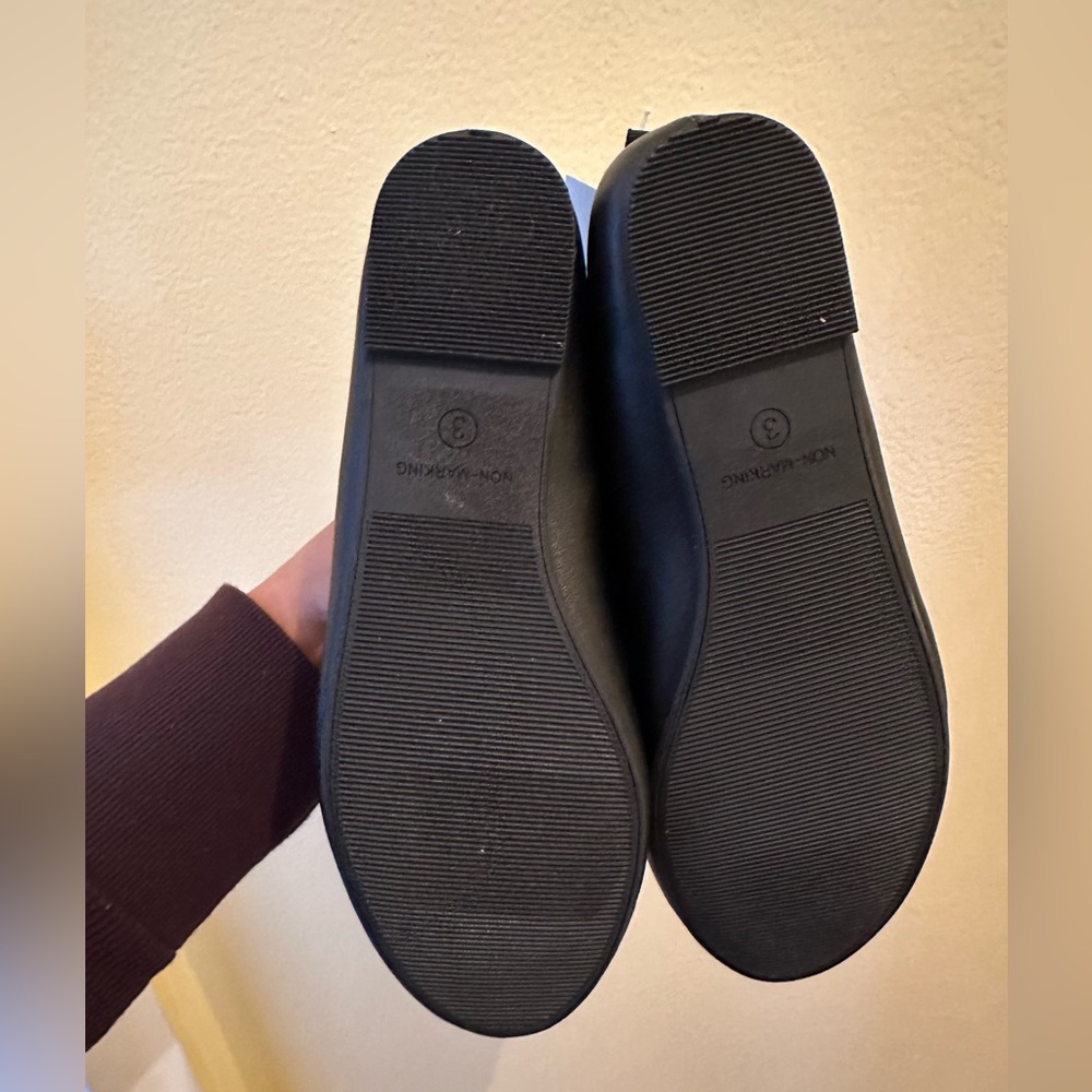 Cat & Jack Black Ballet Flats for kids 3 - Picture 3 of 4